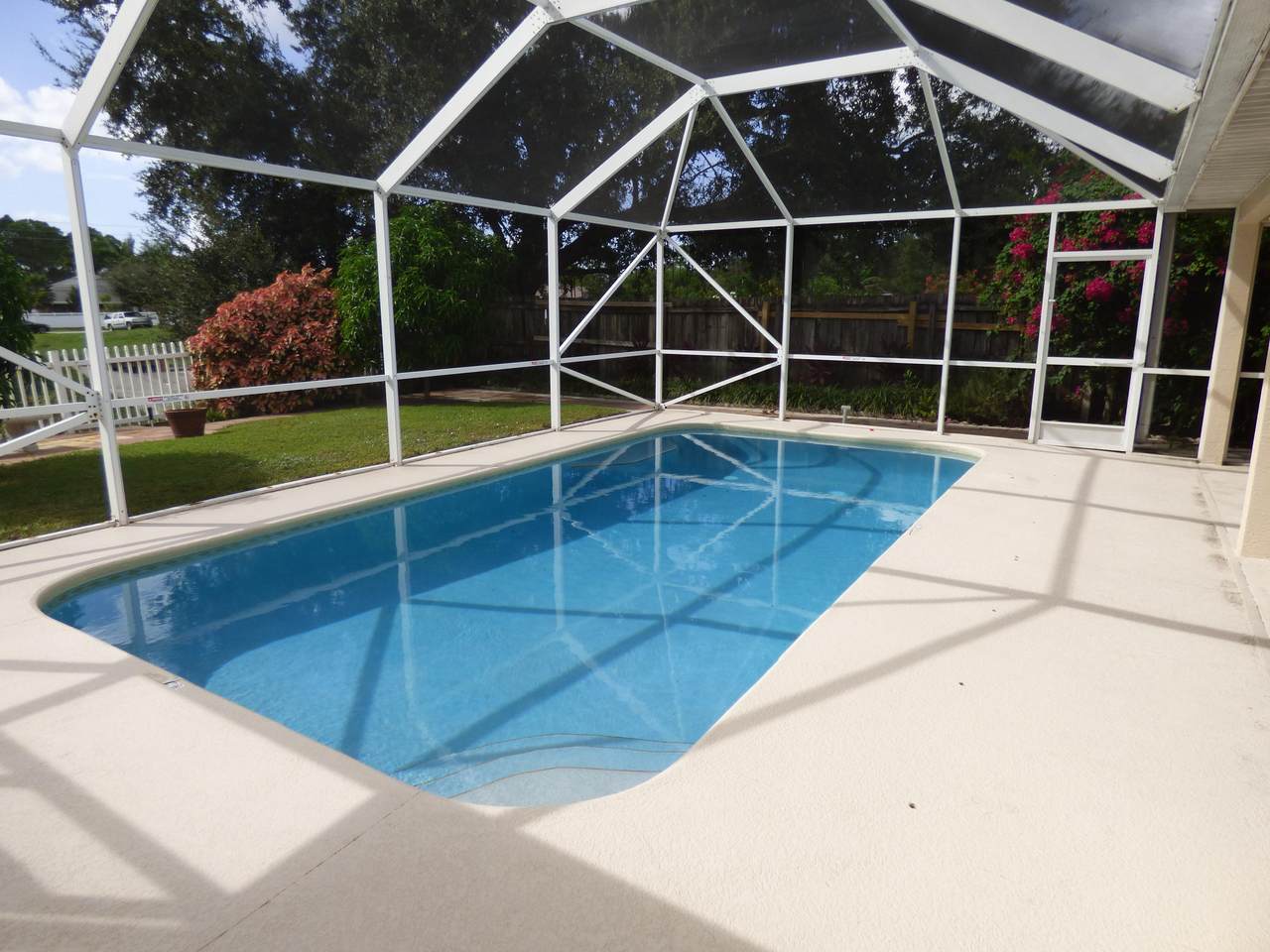 2450 Dalpina Road - Photo 1