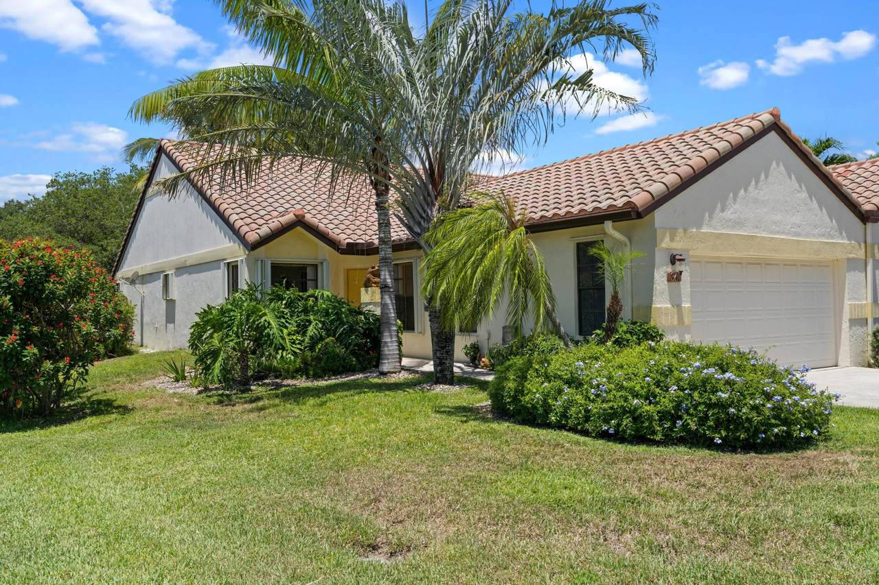 367 Driftwood Terrace - Photo 1