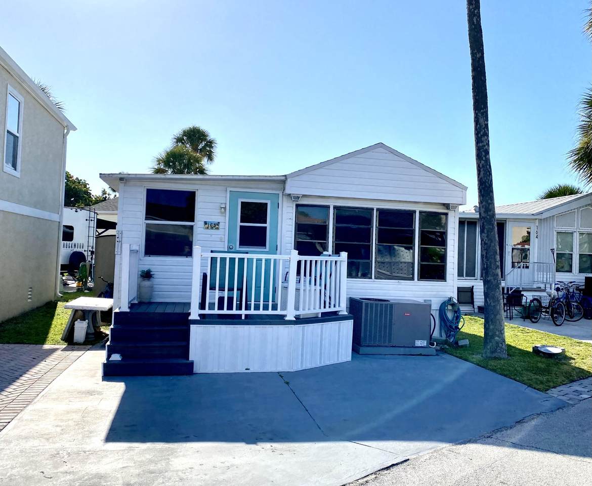 10725 Ocean Drive - Photo 1