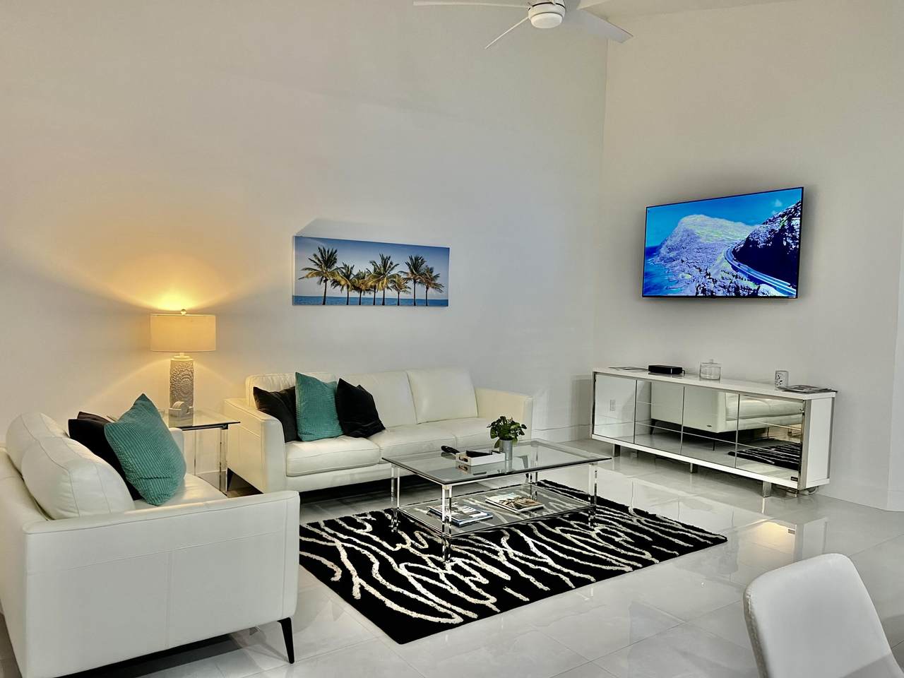 5501 Grande Palm Circle - Photo 1
