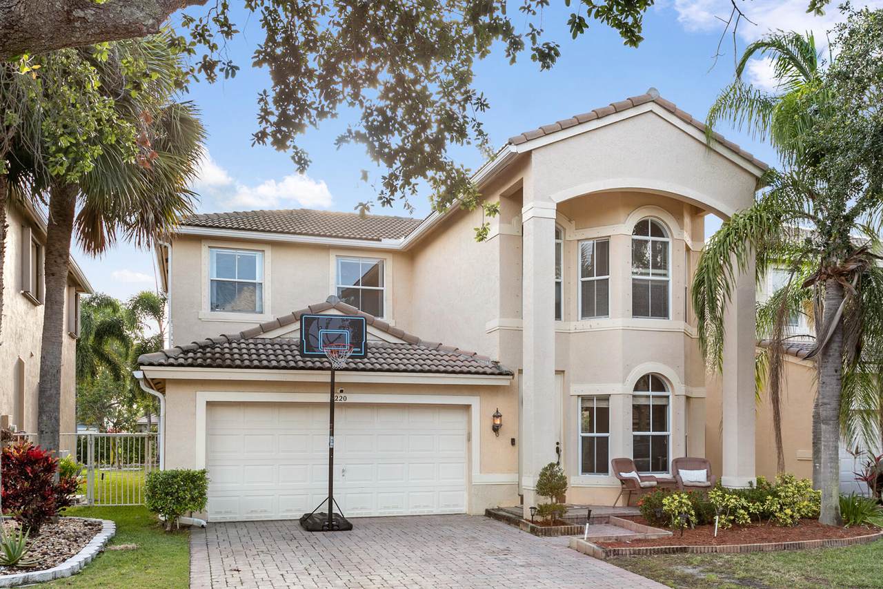 5220 Sancerre Circle - Photo 1