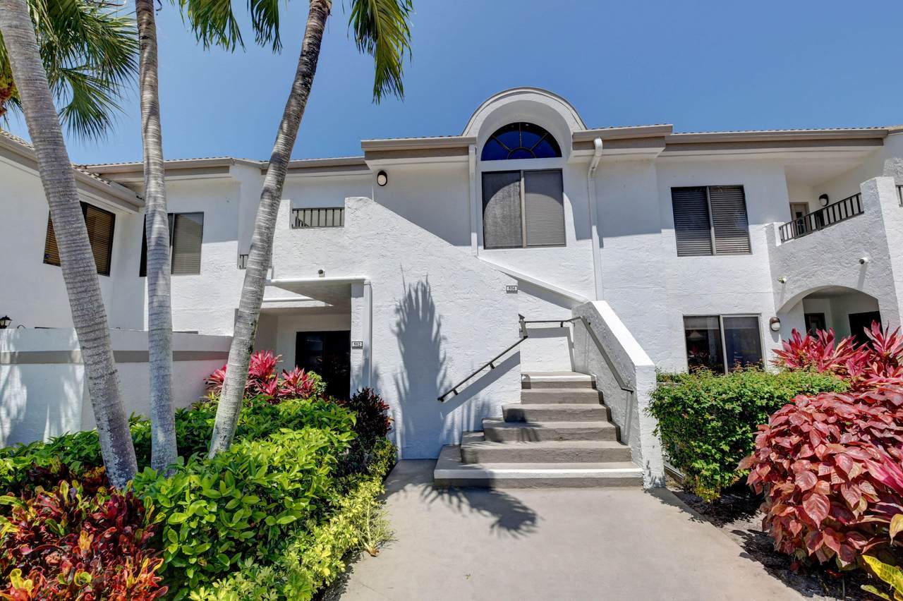 7479 Glendevon Lane - Photo 1