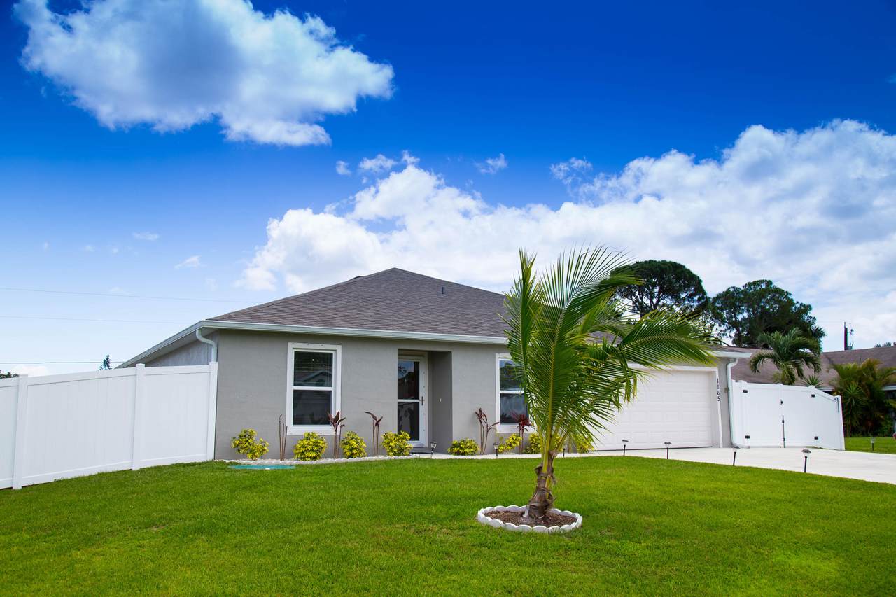 1165 Heather Street - Photo 1