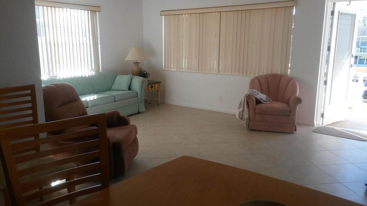 170 Windsor H - Photo 1