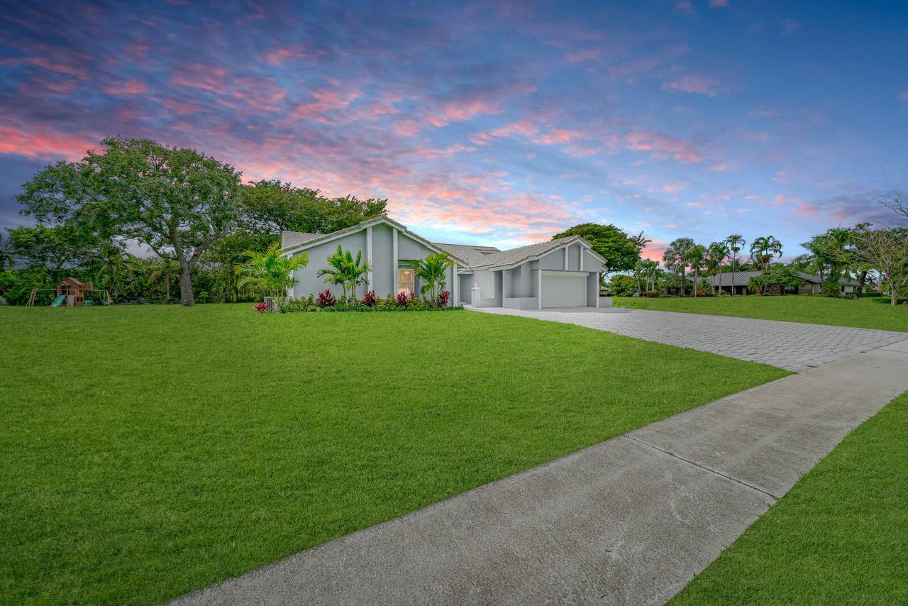 21813 Reflection Lane - Photo 1