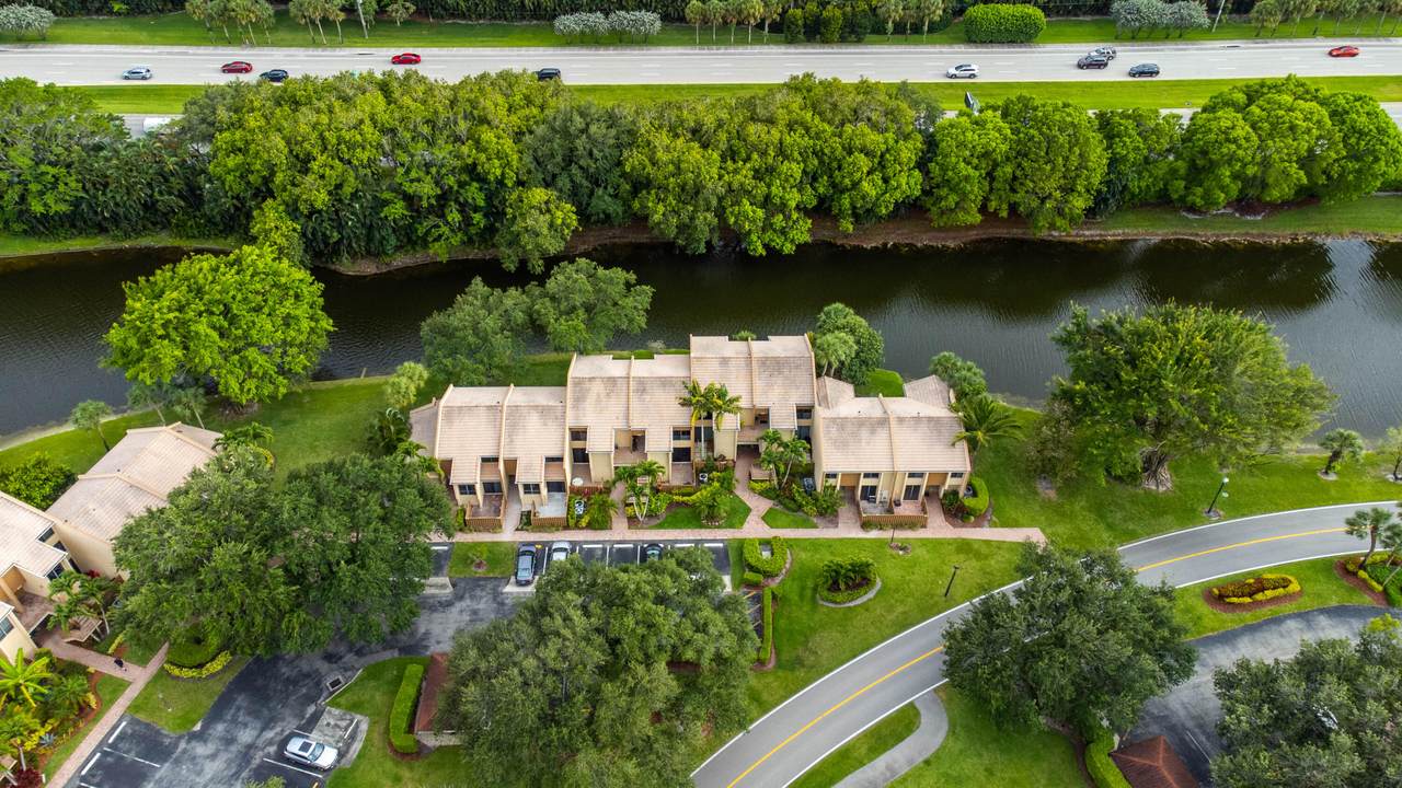3706 Bridgewood Drive - Photo 1