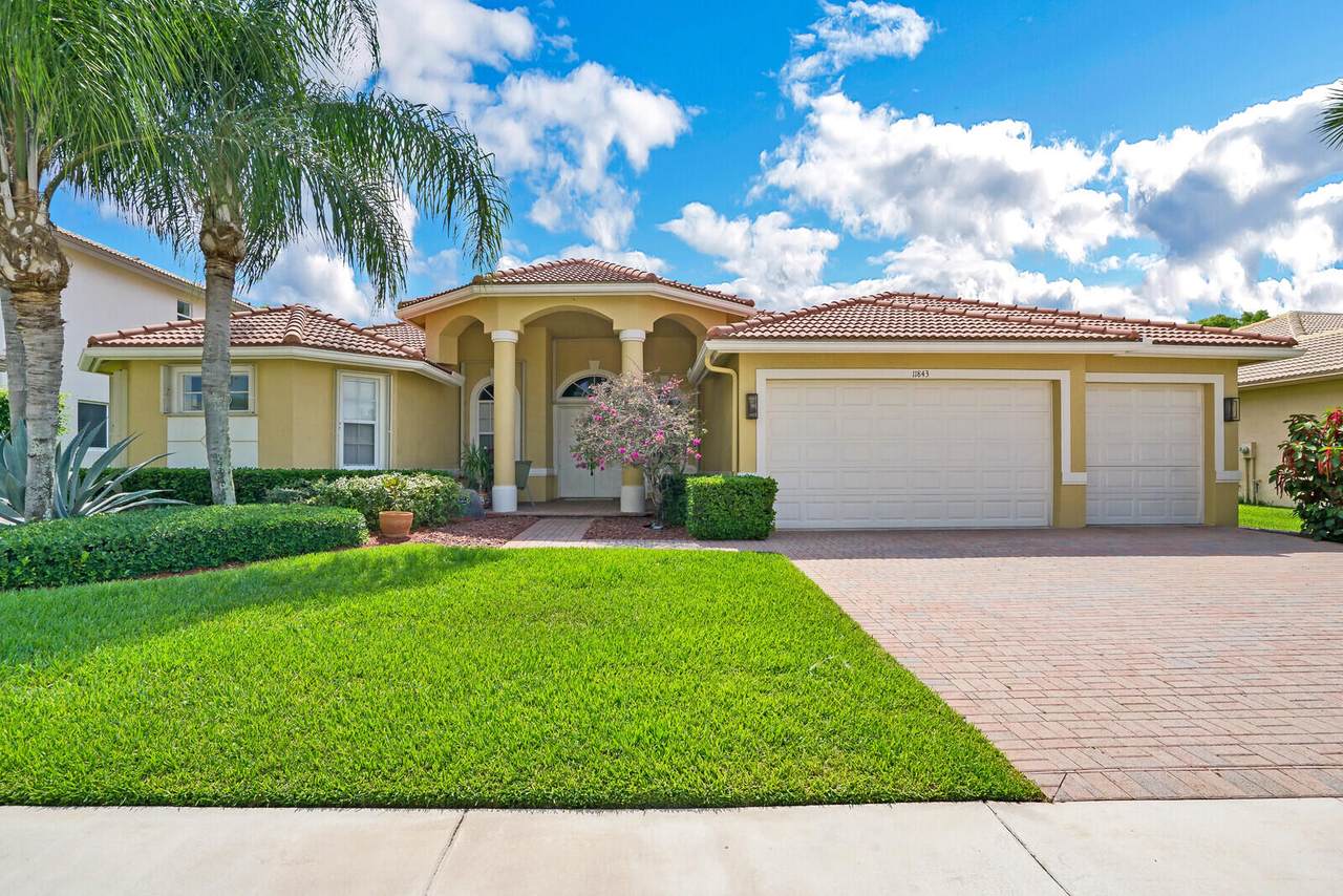 11843 Osprey Point Circle - Photo 1