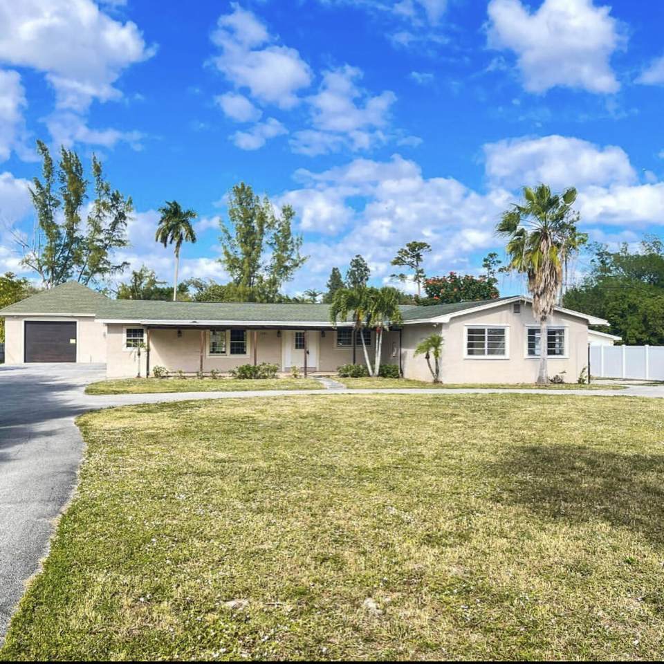 2843 Melaleuca Drive - Photo 1