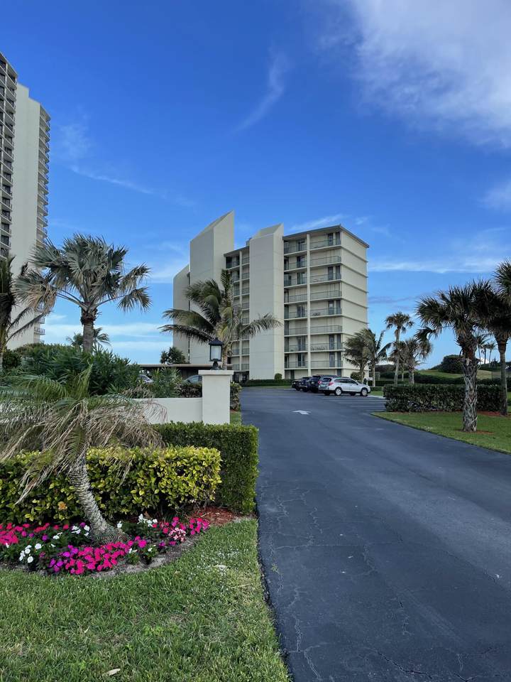 5400 Ocean Drive - Photo 1
