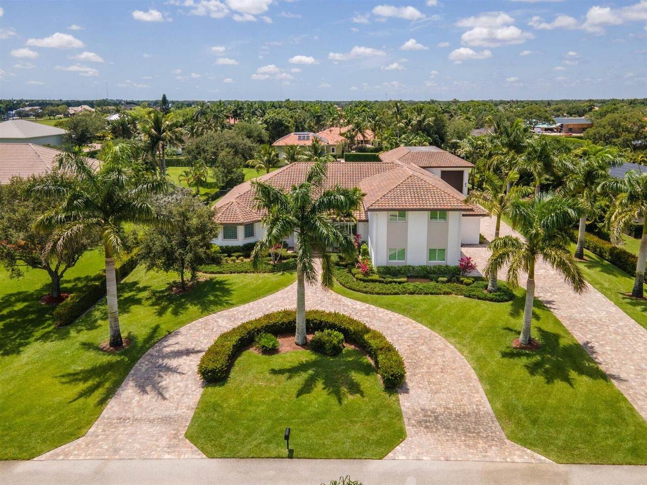 15880 Barnstormer Court - Photo 1