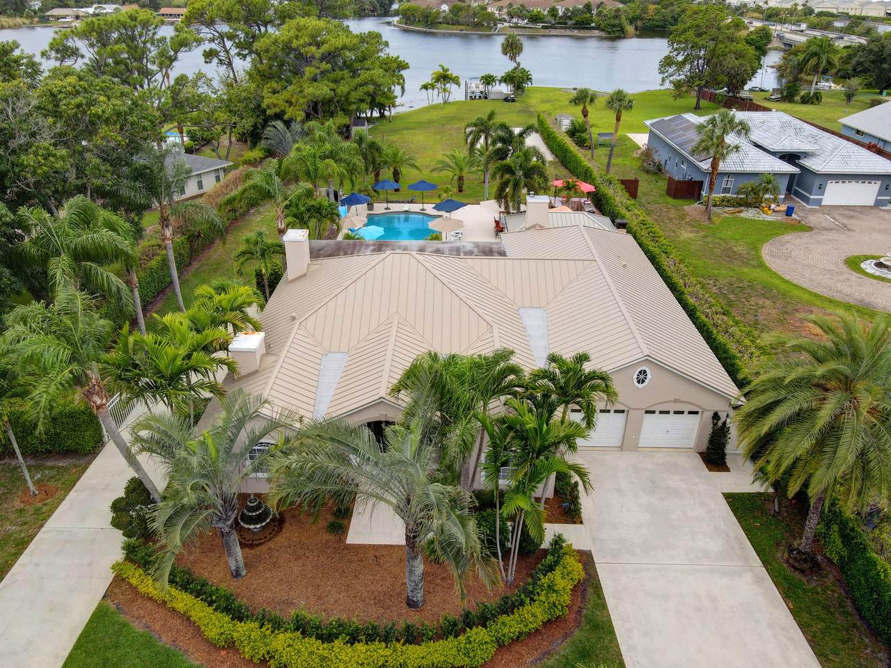 6053 Pine Drive - Photo 1