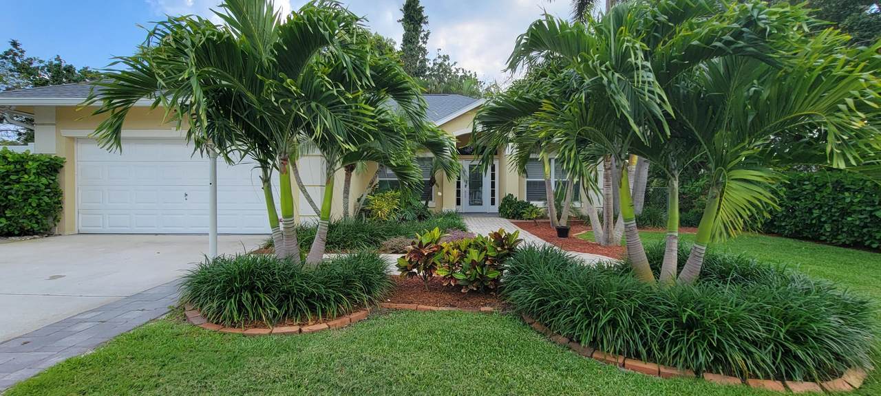2066 Vitex Lane - Photo 1