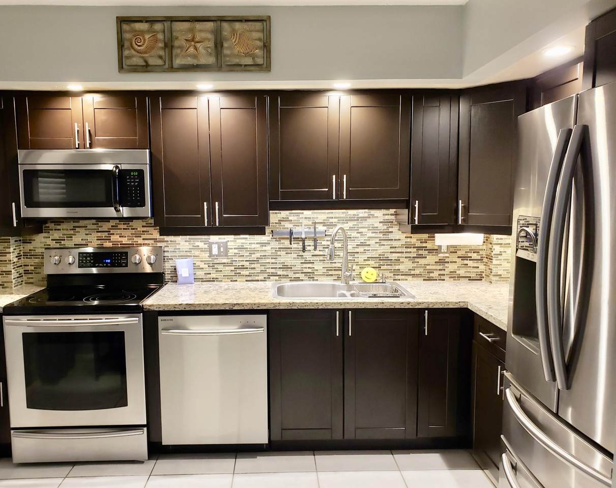 896 Federal Highway - Photo 1