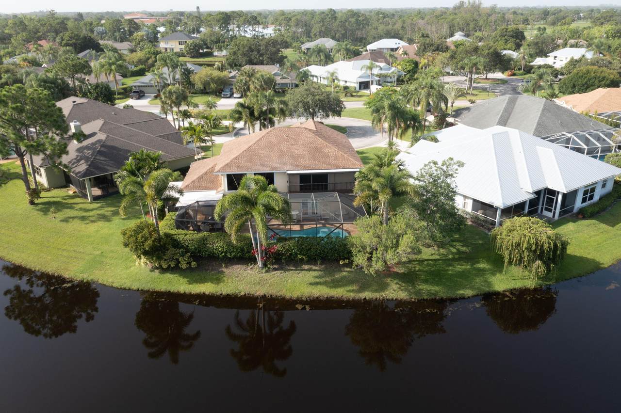 1103 Meadow Court - Photo 1
