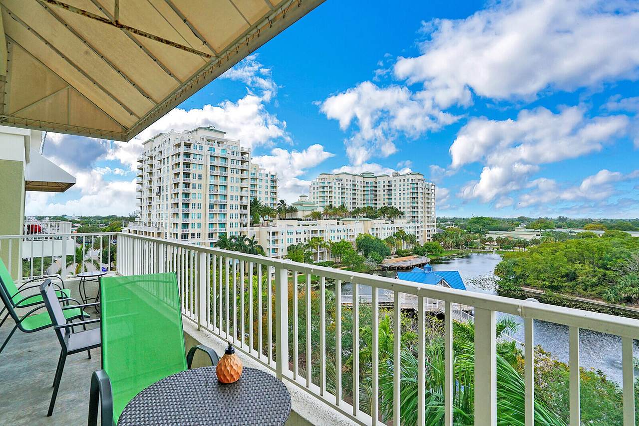 700 Boynton Beach Boulevard - Photo 1