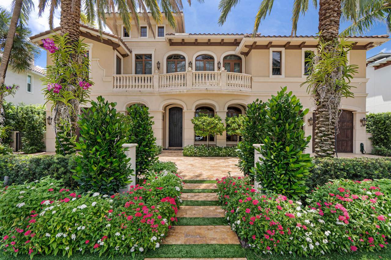 650 Golden Harbour Drive - Photo 1