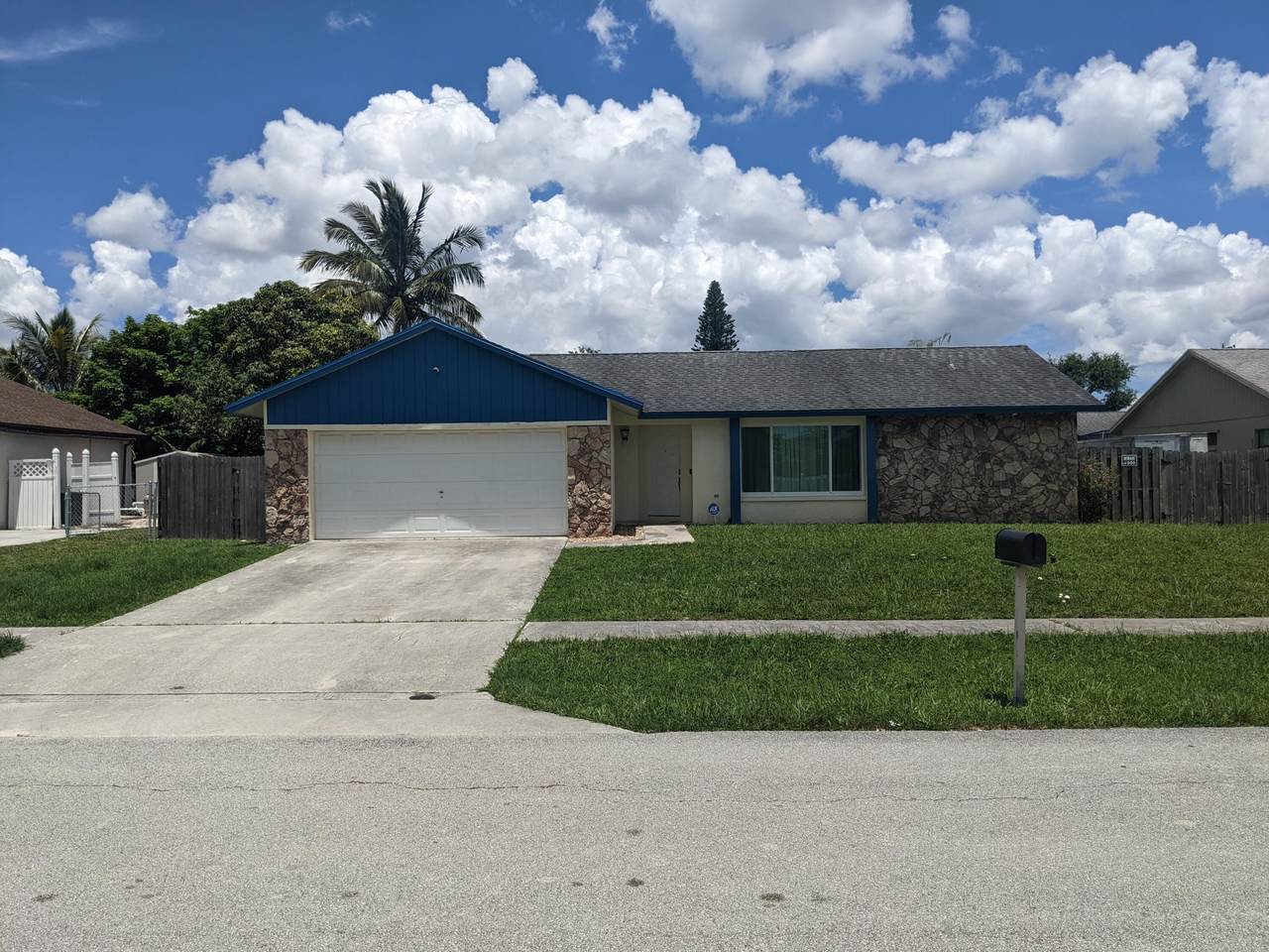 1384 Thornbank Lane - Photo 1