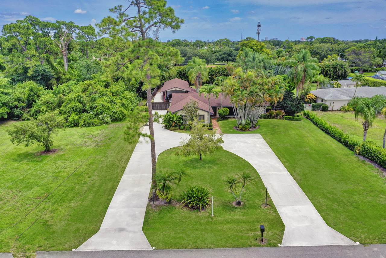 8800 Bates Road - Photo 1