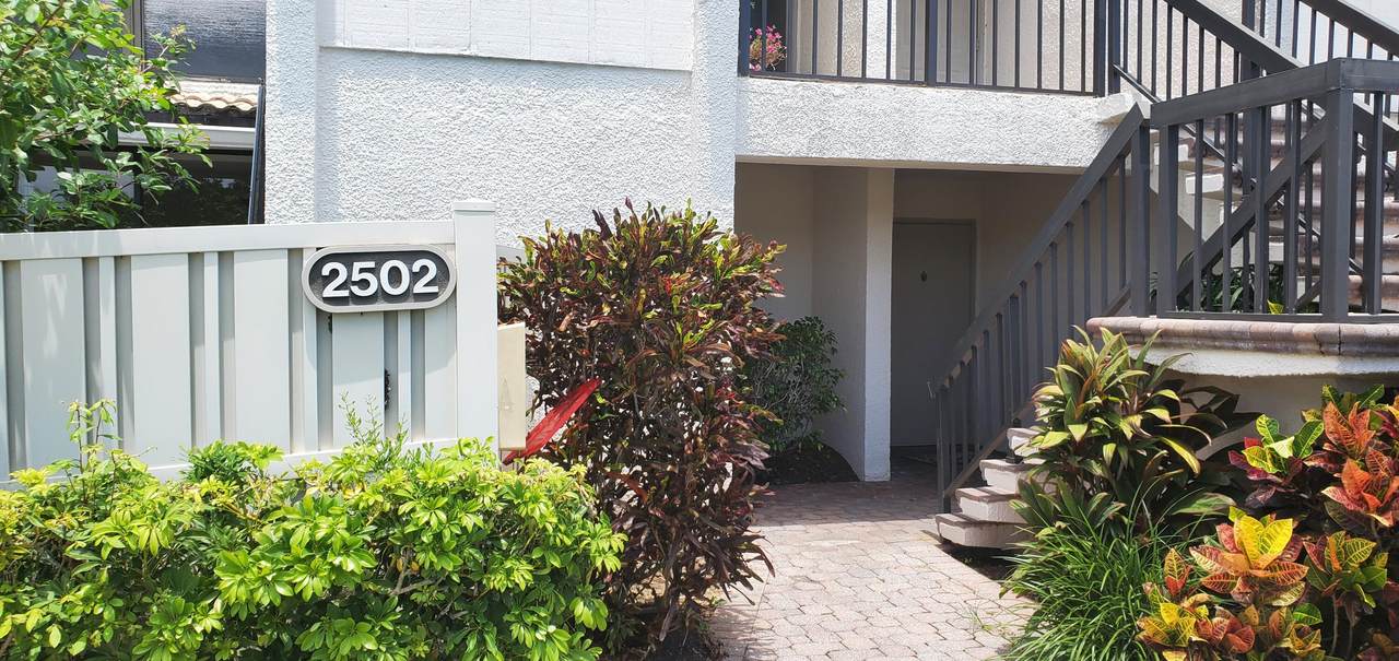 2502 Bridgewood Lane - Photo 1