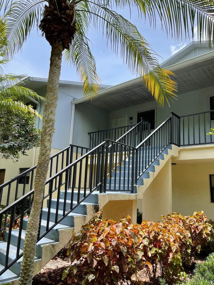 6545 Federal Highway - Photo 1