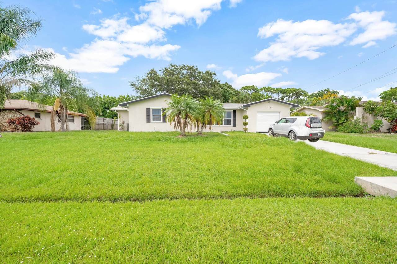 713 Chaloupe Avenue - Photo 1