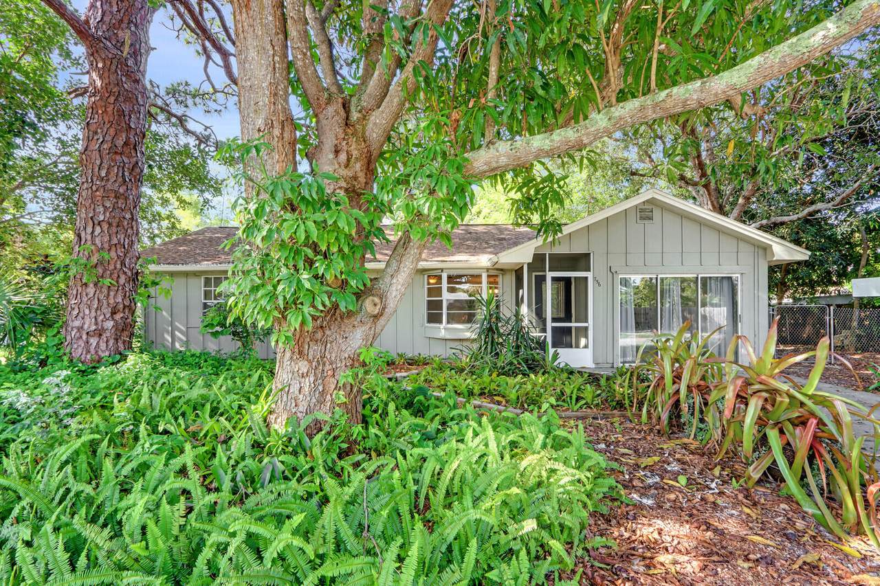 756 Bernard Street - Photo 1