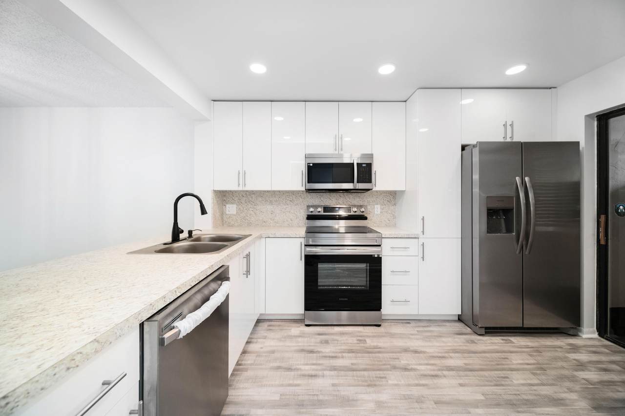 3650 Environ Boulevard - Photo 1