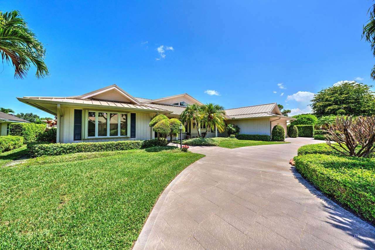6483 Spy Glass Lane - Photo 1