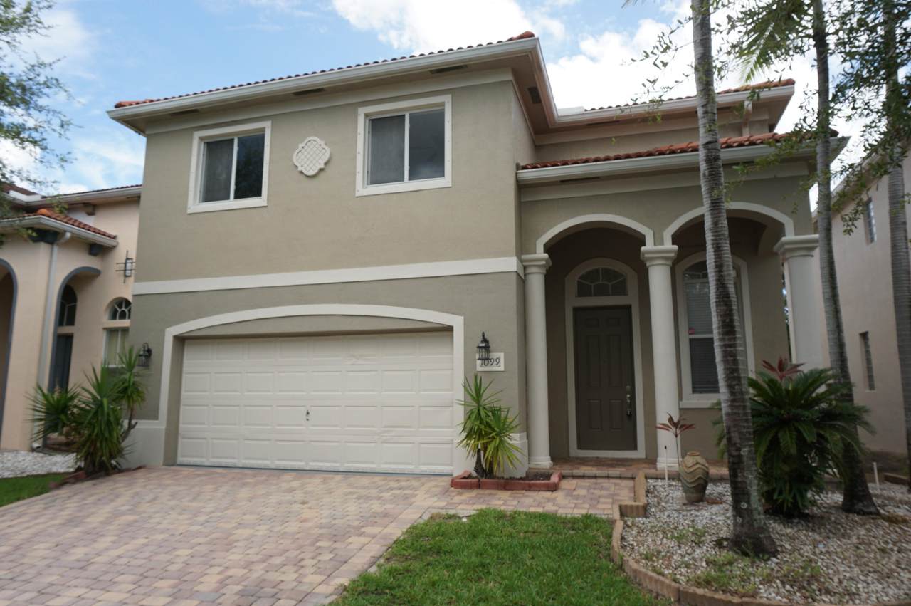 1099 Center Stone Lane - Photo 1