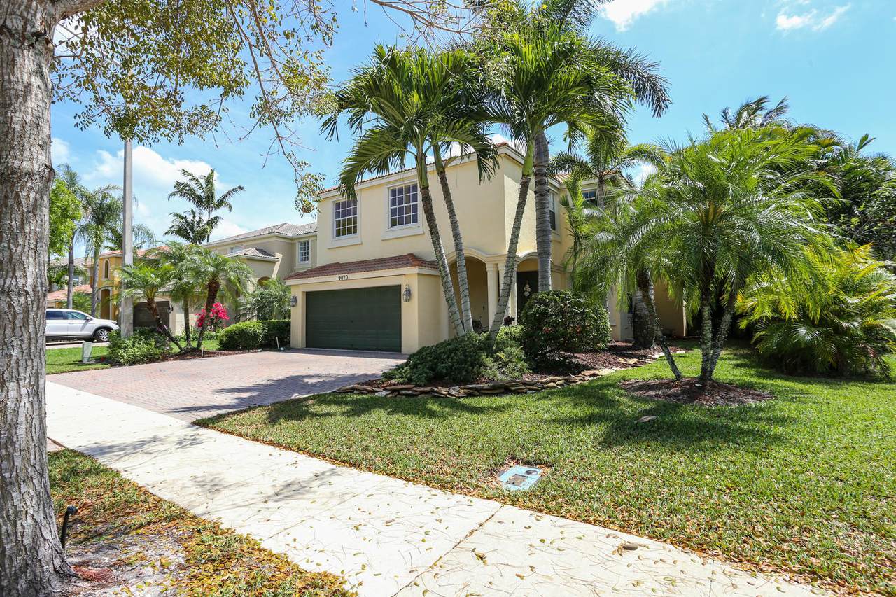9020 Alexandra Circle - Photo 1