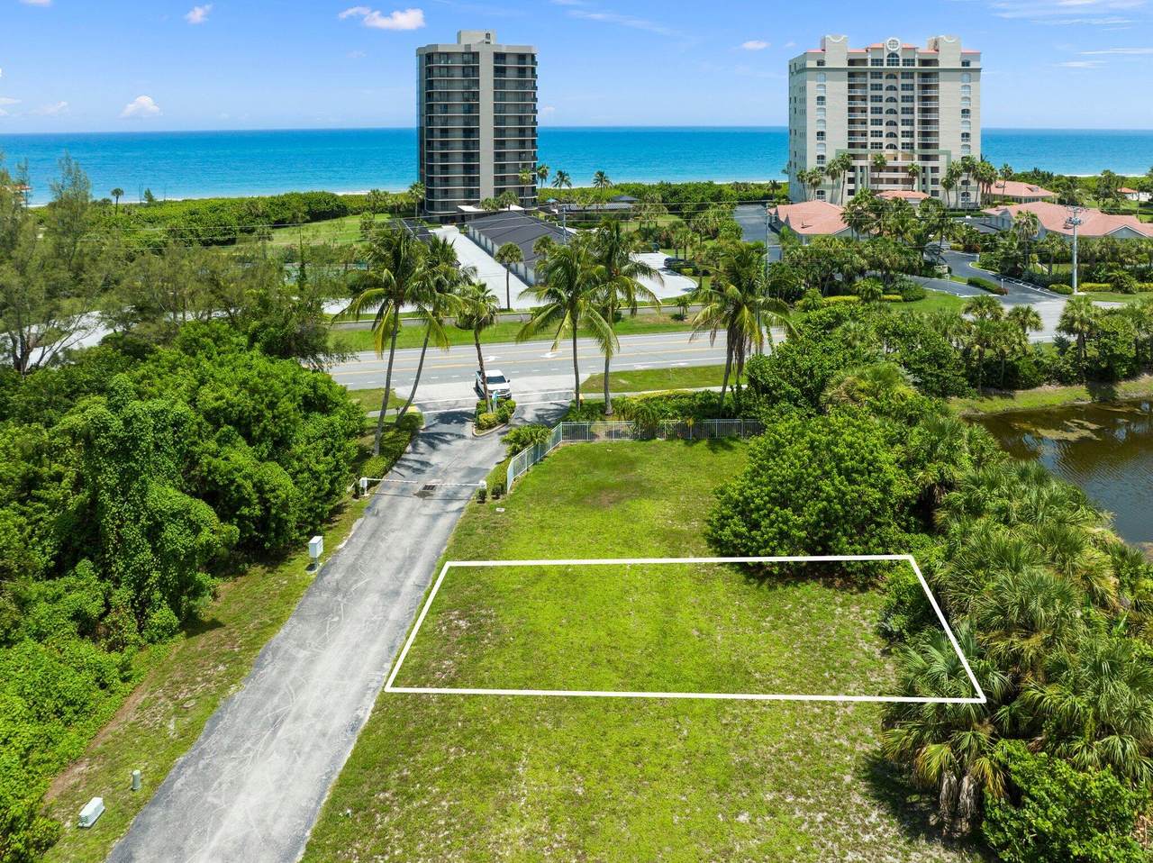 981 Waters Edge Drive - Photo 1