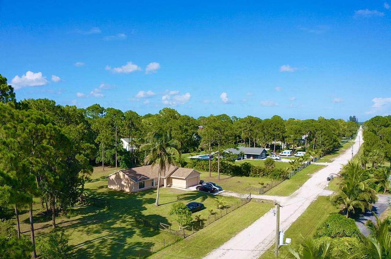 14157 73rd Street - Photo 1