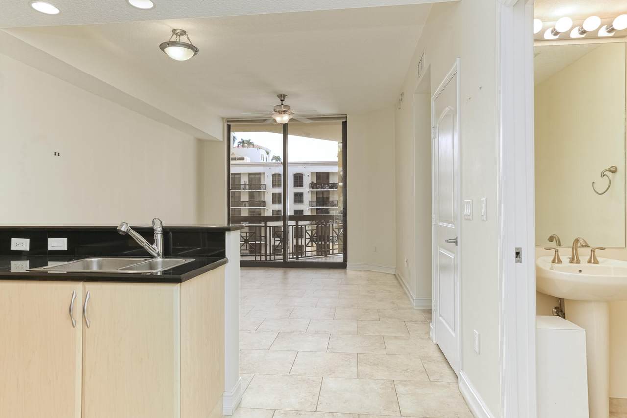 701 Olive Avenue - Photo 1