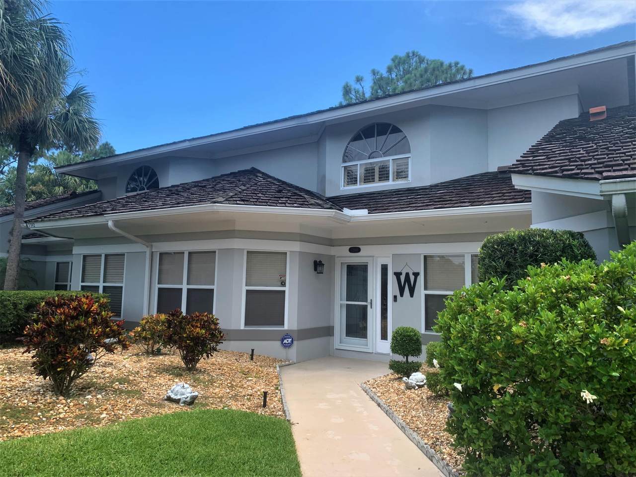 7394 Pine Creek Way - Photo 1