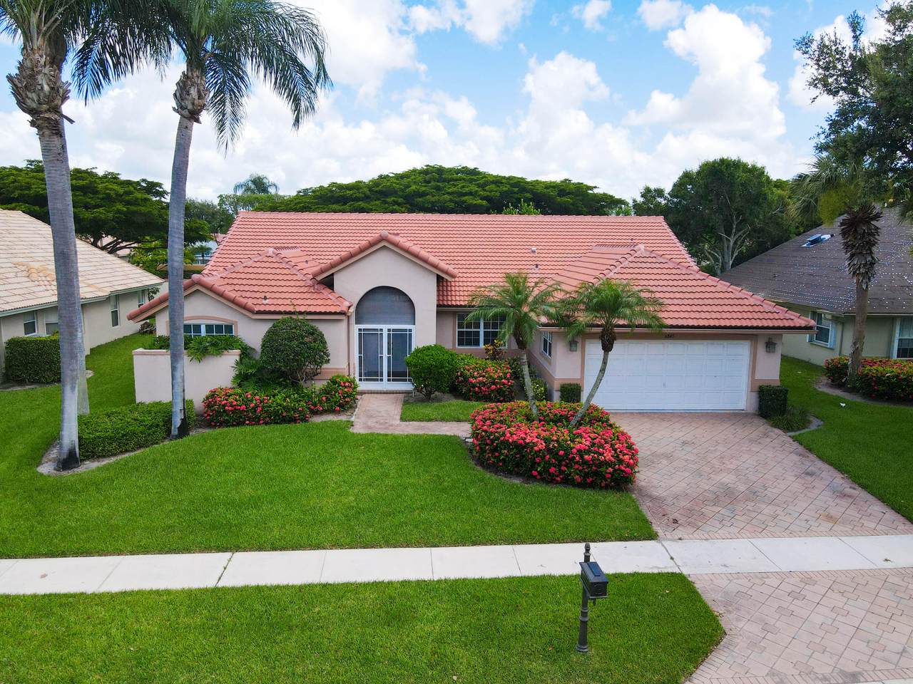 6845 Sun River Road - Photo 1