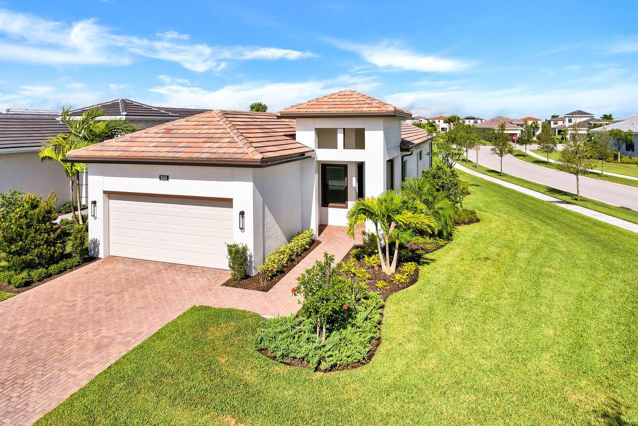 5501 Santa Rosa Lane - Photo 1