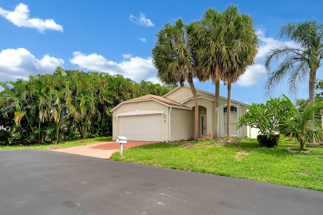 12 Bentwater Circle - Photo 1
