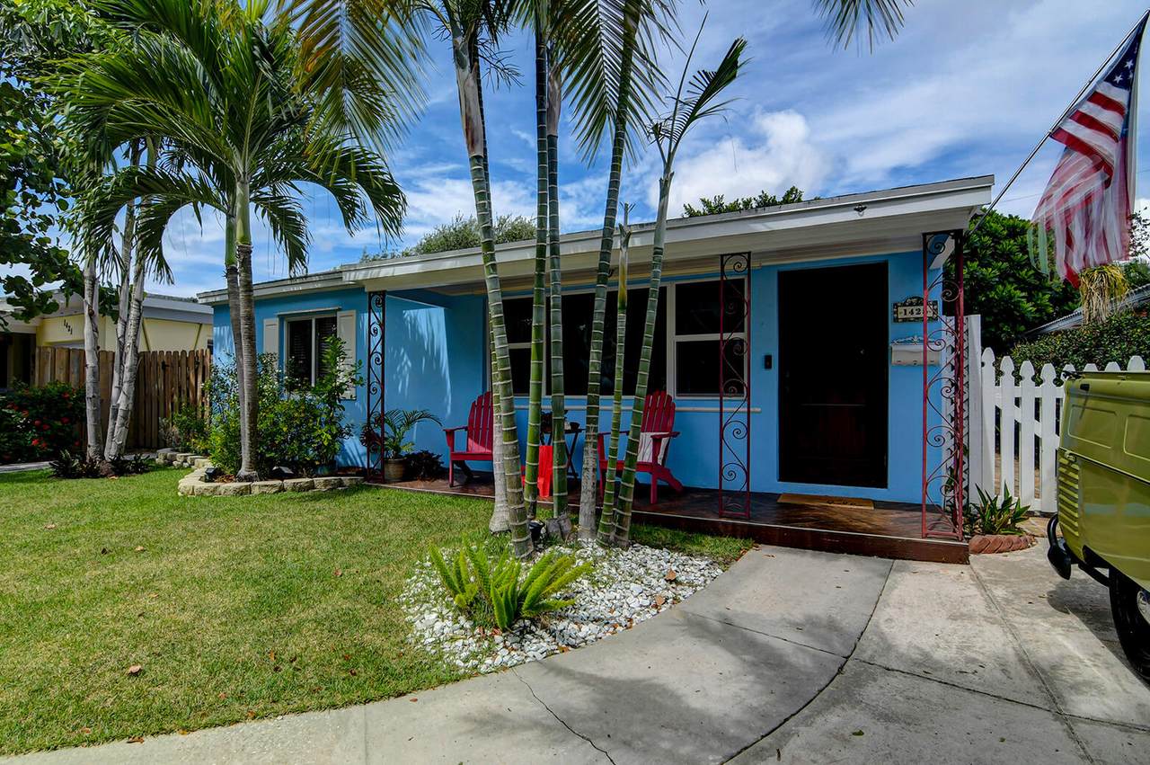 1425 Ocean Breeze - Photo 1