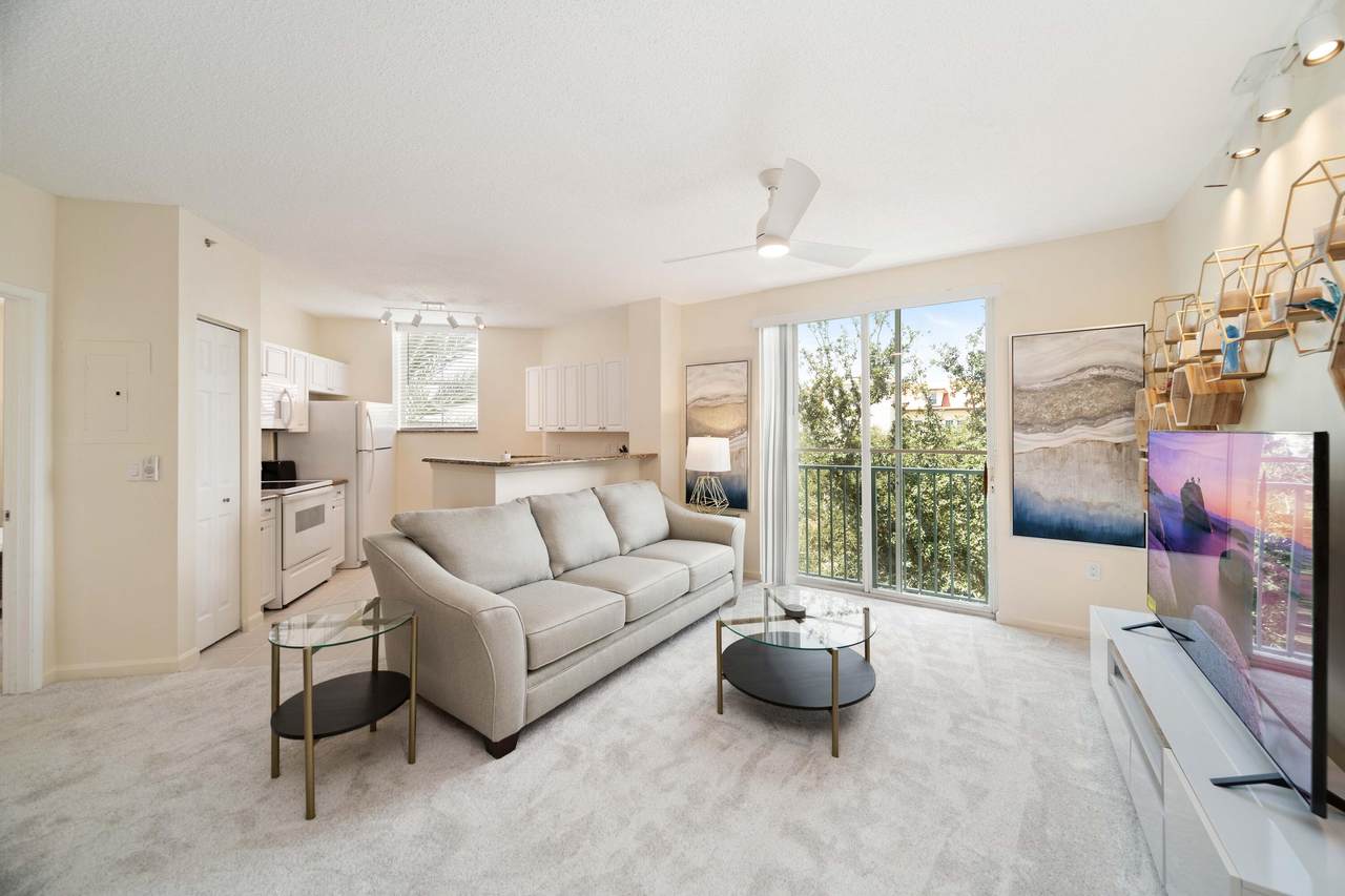 630 Sapodilla Avenue - Photo 1