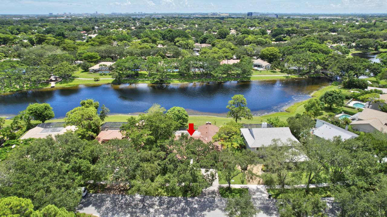 3410 Pine Haven Circle - Photo 1