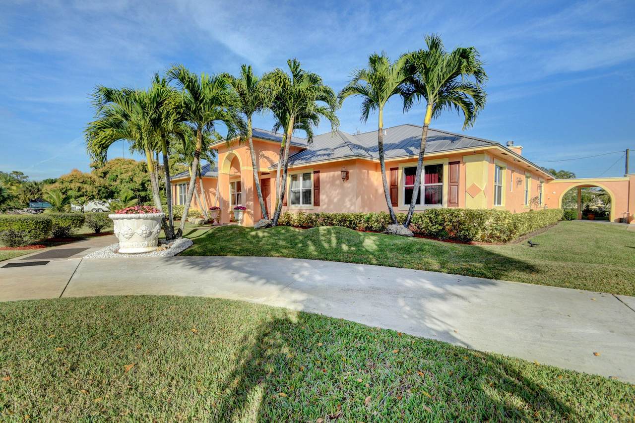 5470 Colbright Road - Photo 1