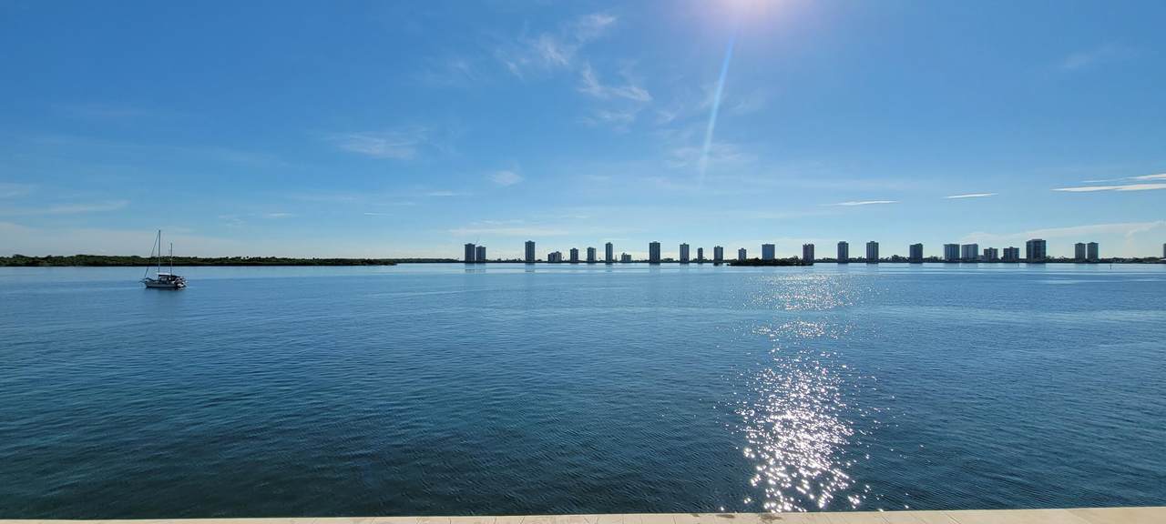 100 Shore Court - Photo 1