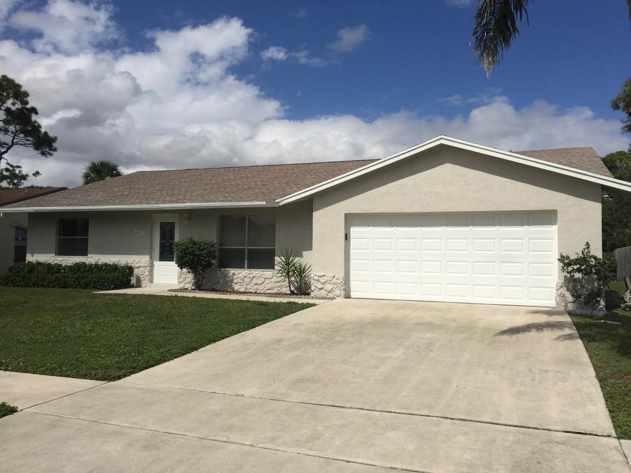 4633 Blue Pine Circle - Photo 1