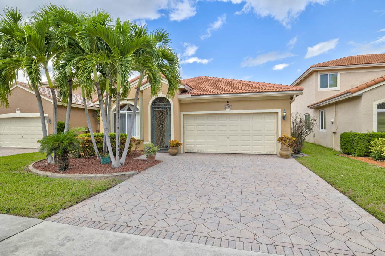 4125 Banyan Trails Drive - Photo 1