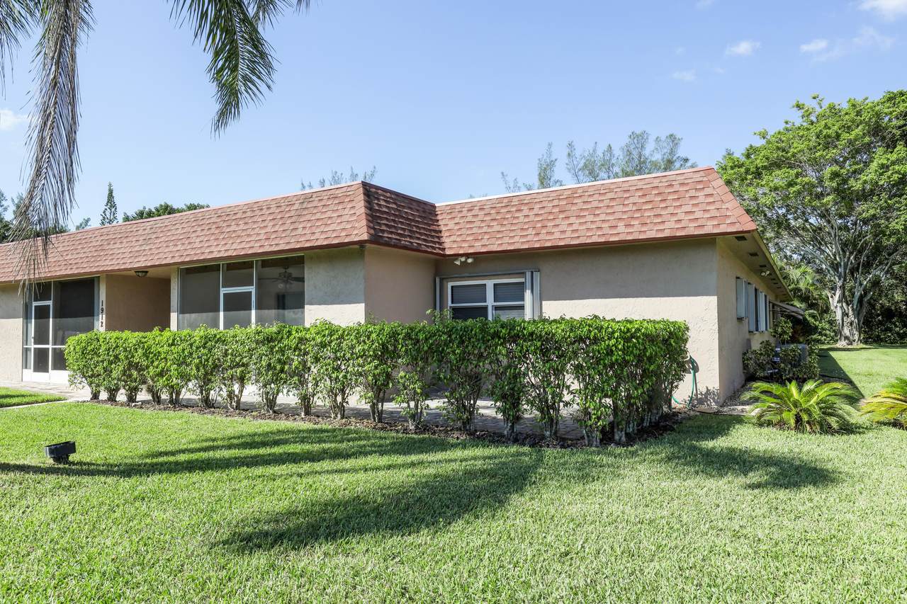 1912 Palmland Drive - Photo 1