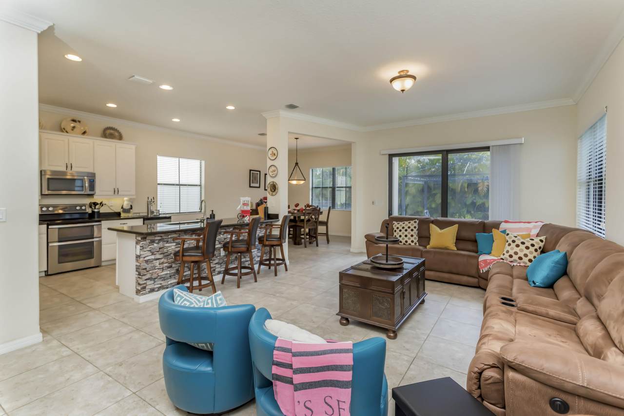 9026 36th Manor - Photo 1