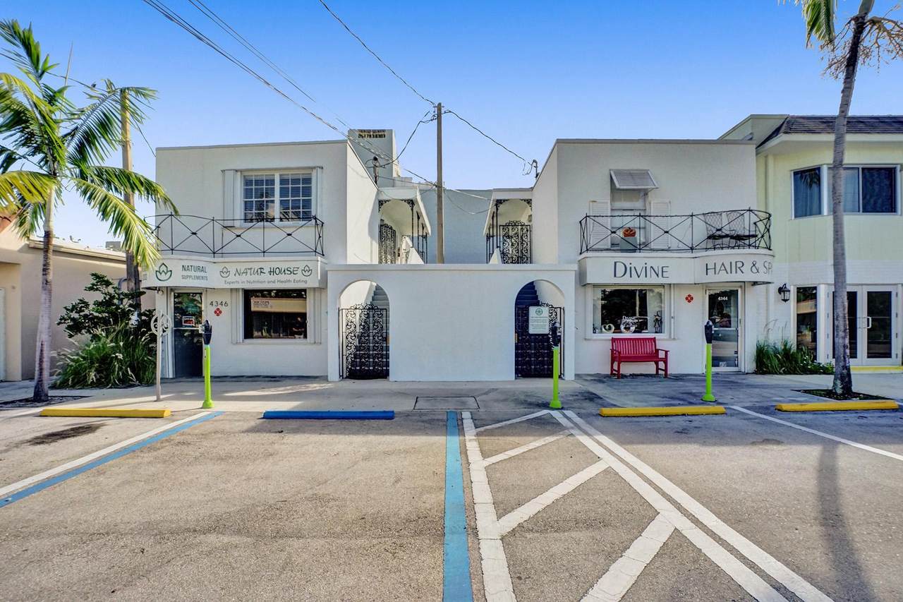 4344 Tradewinds Avenue - Photo 1