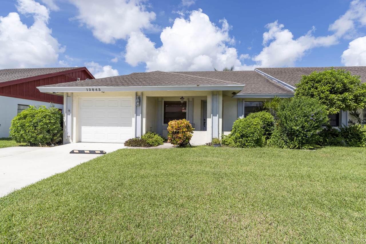 12043 Suellen Circle - Photo 1