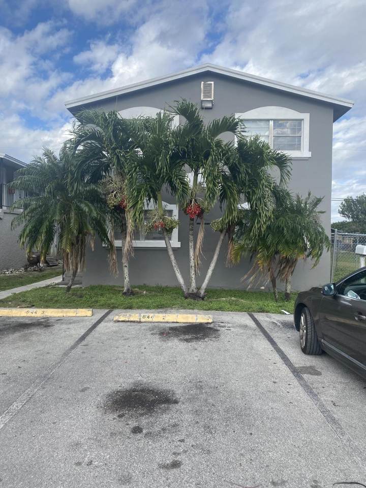 644 4th Street - Photo 1