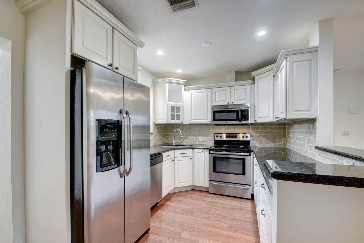 355 Macy Street - Photo 1